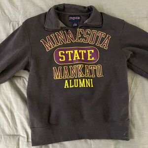 Mankato Quarter Zip